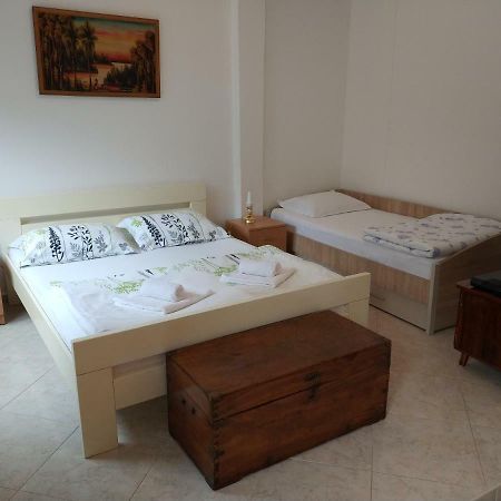 Apartment Monika Kotor Exterior photo